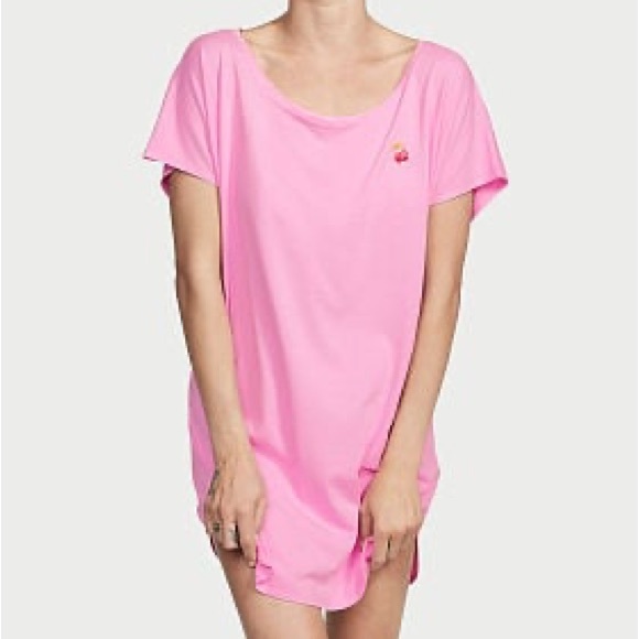 🌟SALE🌟NWT PINK Victoria’s Secret Sleepshirt, White/Pink - Picture 6 of 6